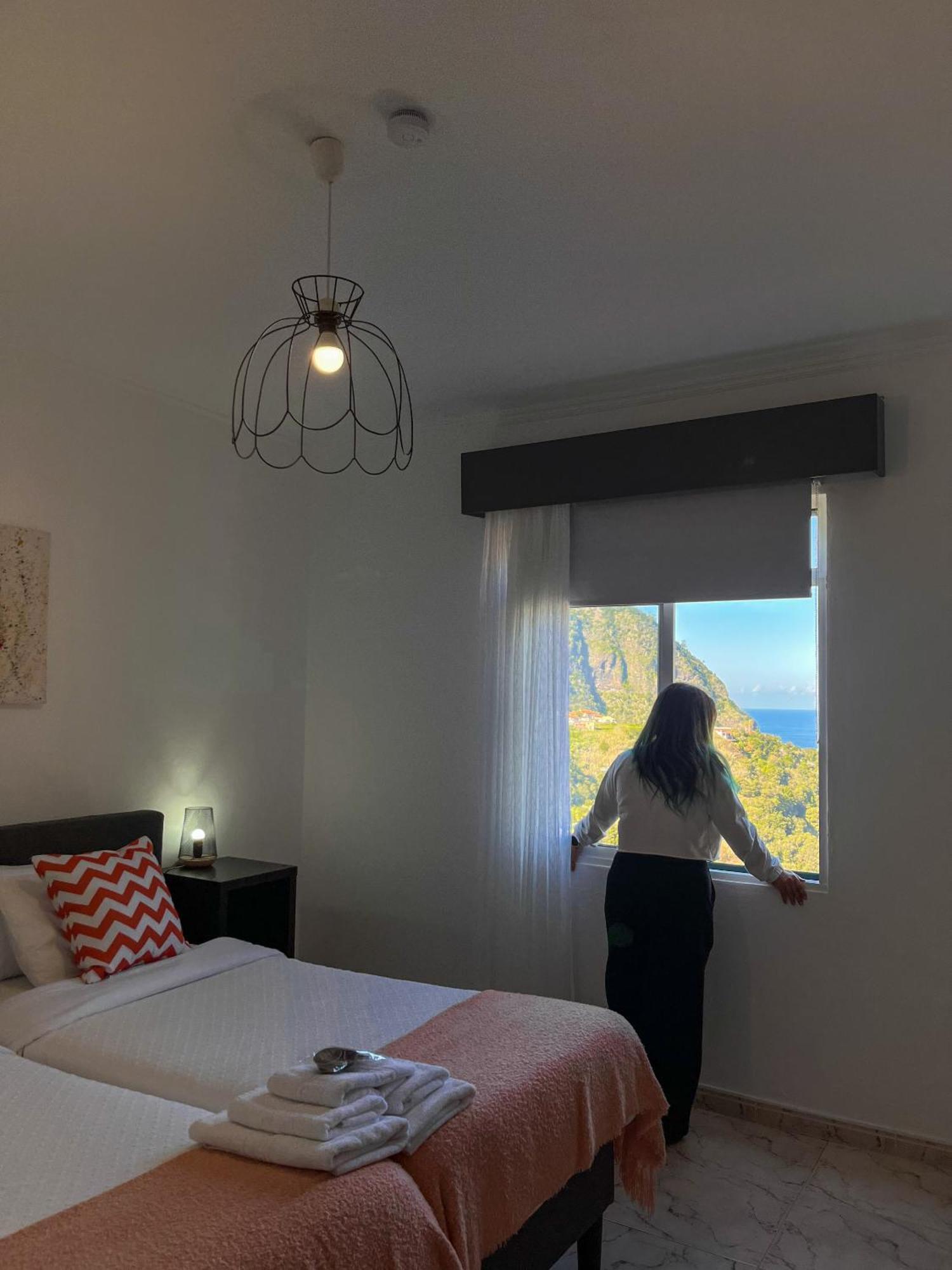 Gardens Guest House Sao Vicente  Bagian luar foto