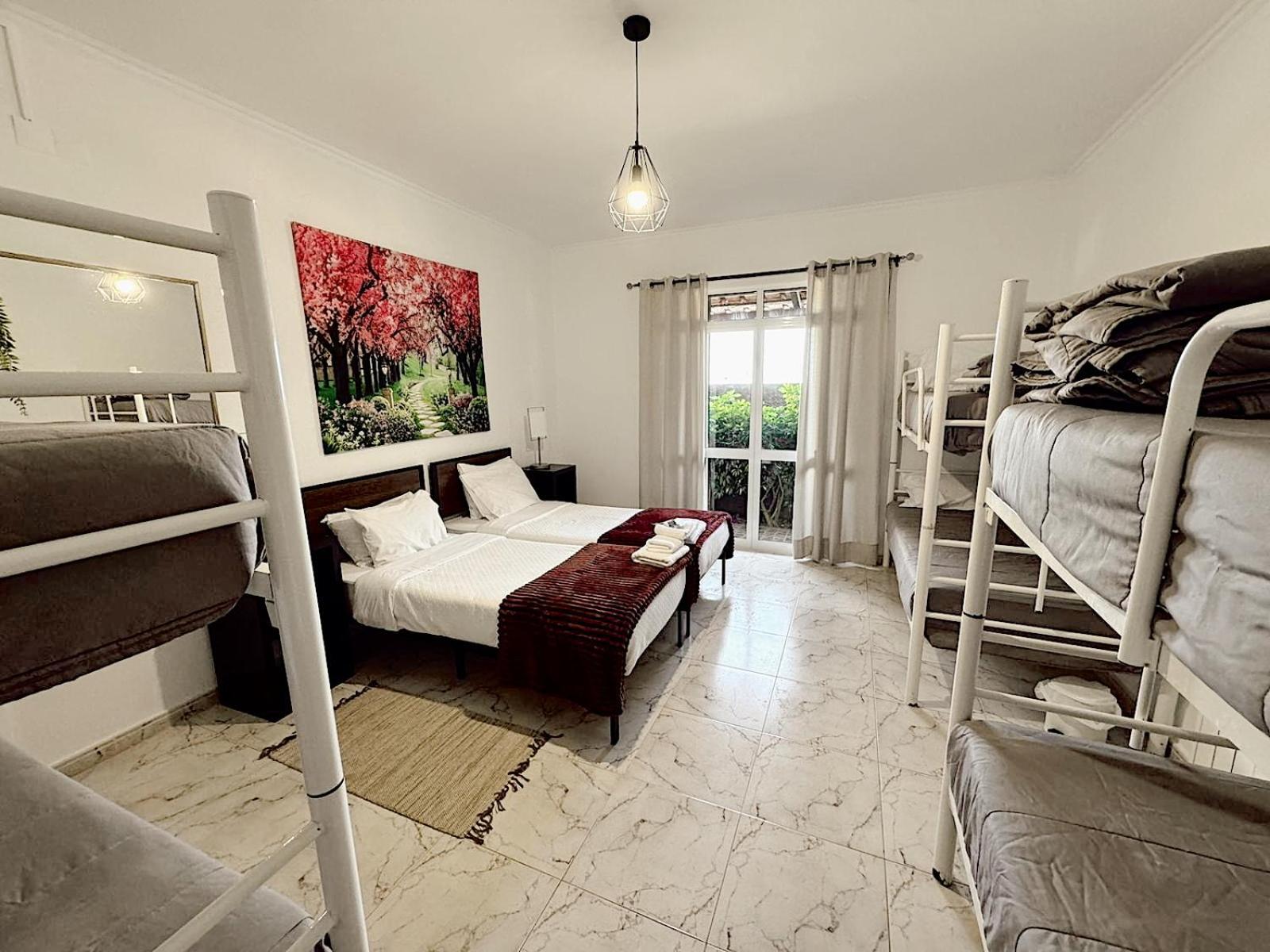 Gardens Guest House Sao Vicente  Ruang foto